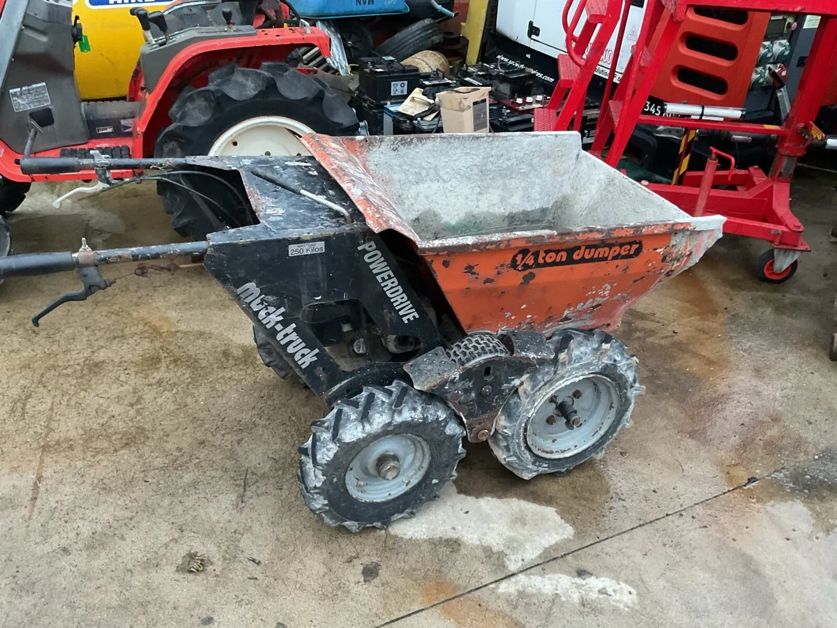 Muck truck - Image 1