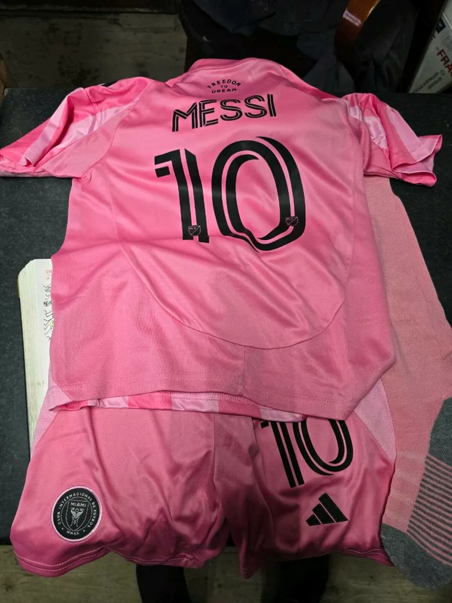 Inter Miami Messi Kit - Image 2