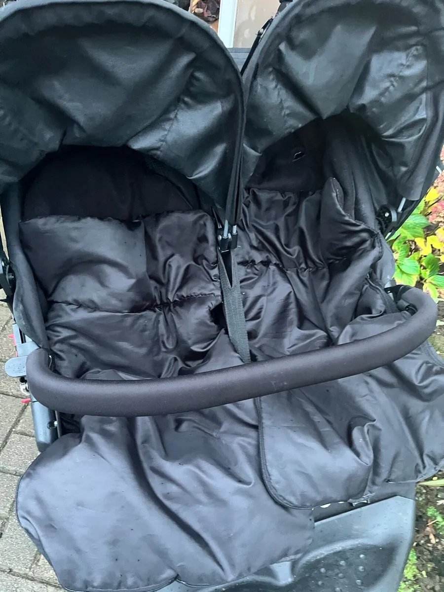 Out n About Double Buggy Excellent Condition - Image 2