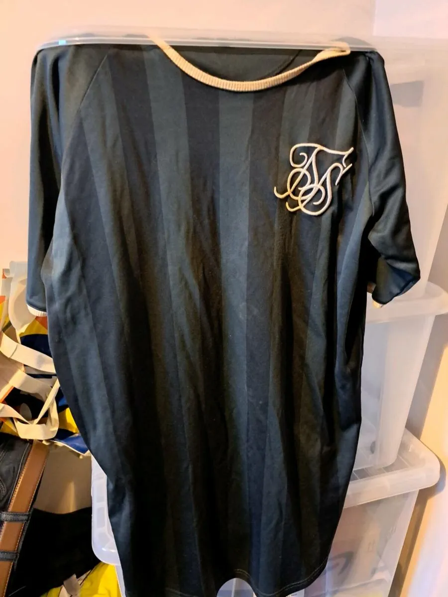 Items for sale - Image 3