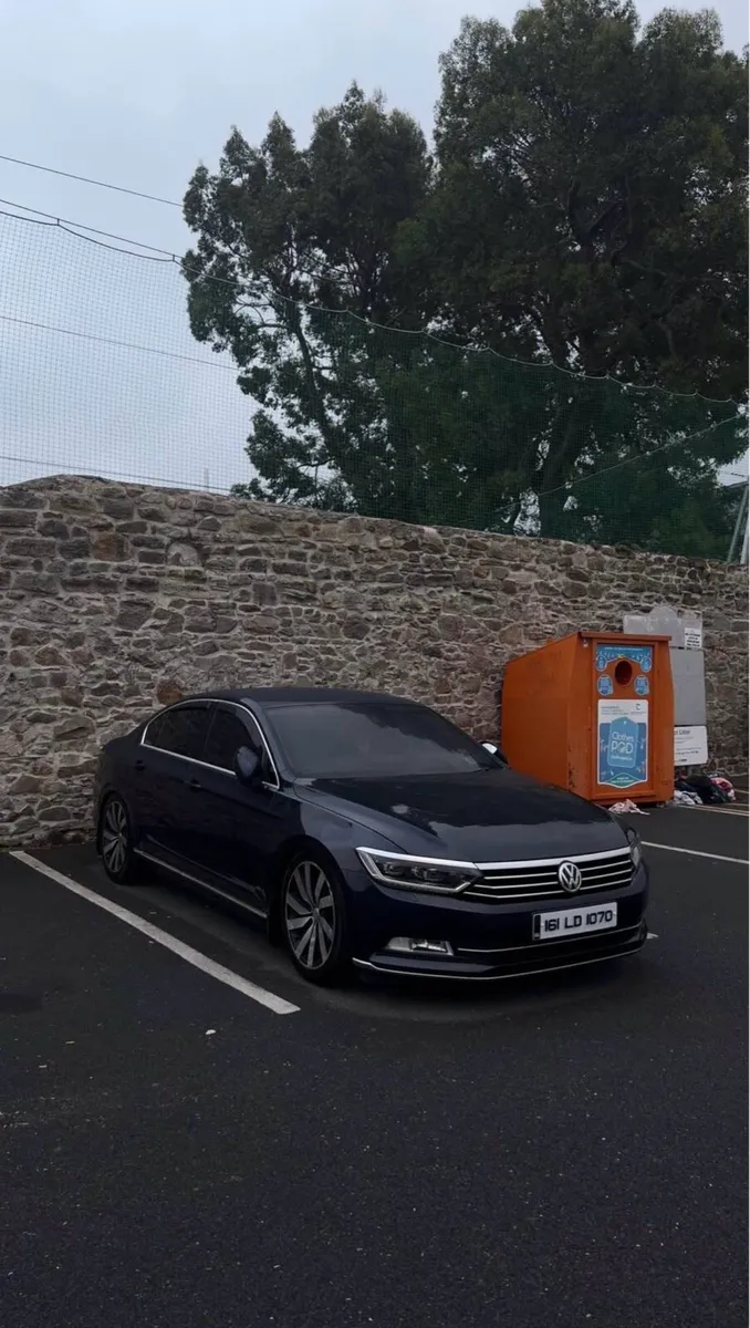 2016 GT Sports Line Passat - Image 2