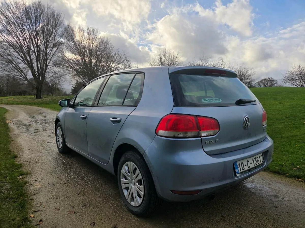 2010 VOLKSWAGEN GOLF - Image 3