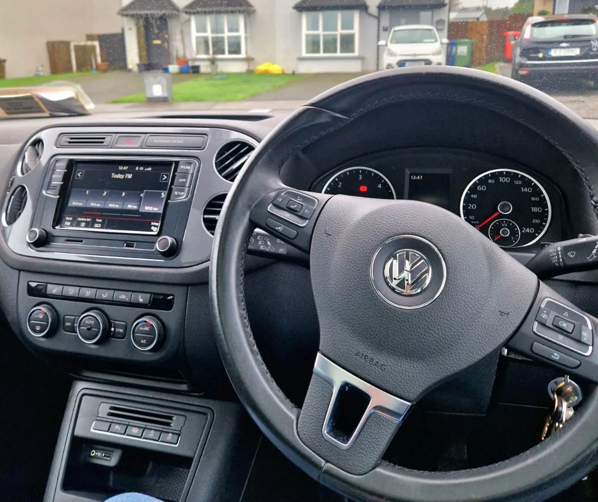 2016 Volkswagon Tiguan Fir Sale - Image 3