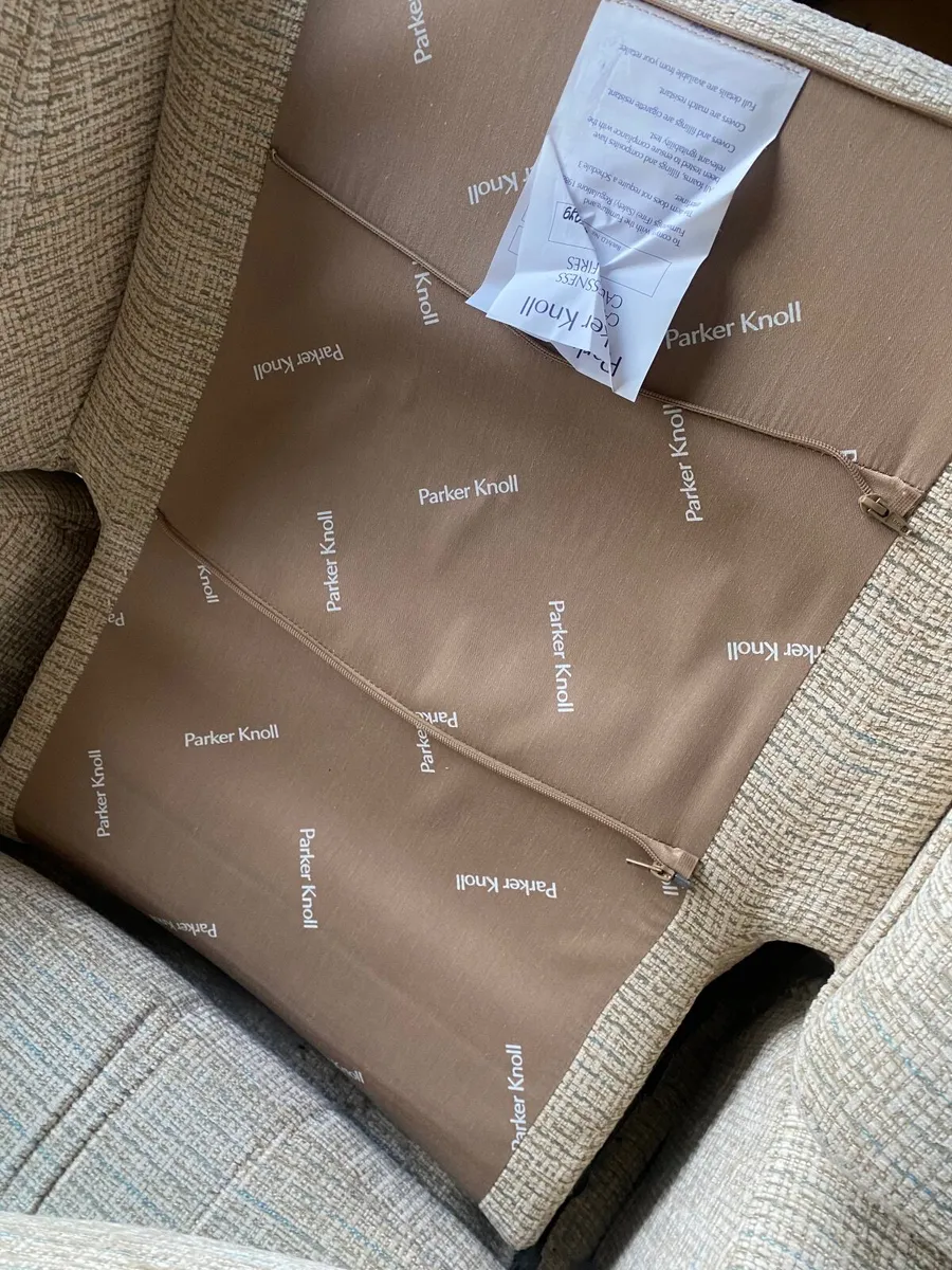 Parker Knoll Electric Recliner Chair - Image 2