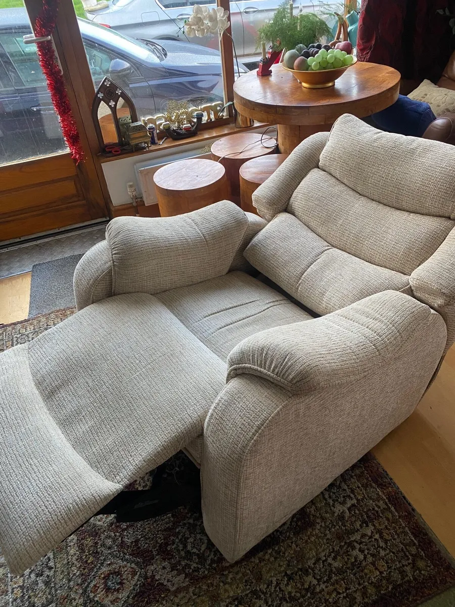 Parker Knoll Electric Recliner Chair - Image 3