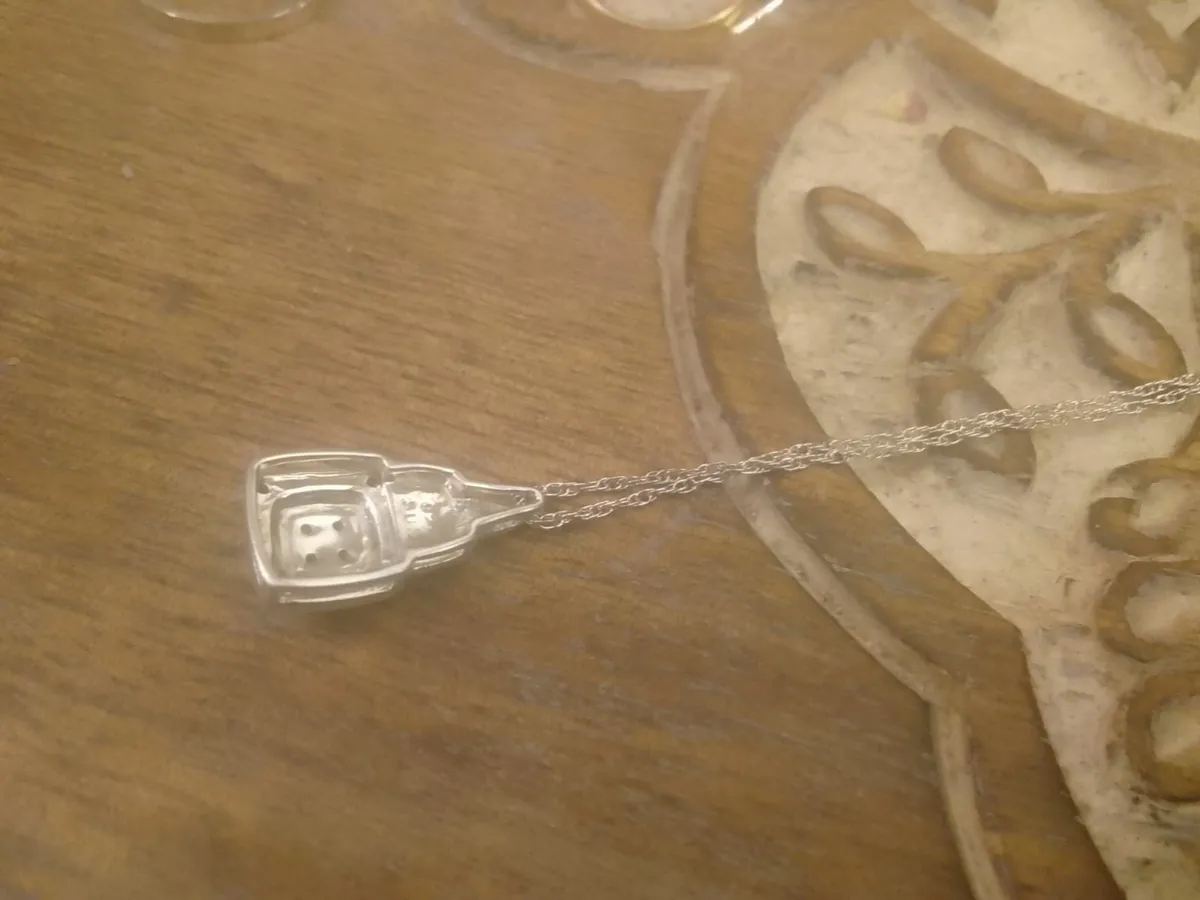 STG SILVER BLACK & WHITE DIAMOND SQUARE PENDANT - Image 4