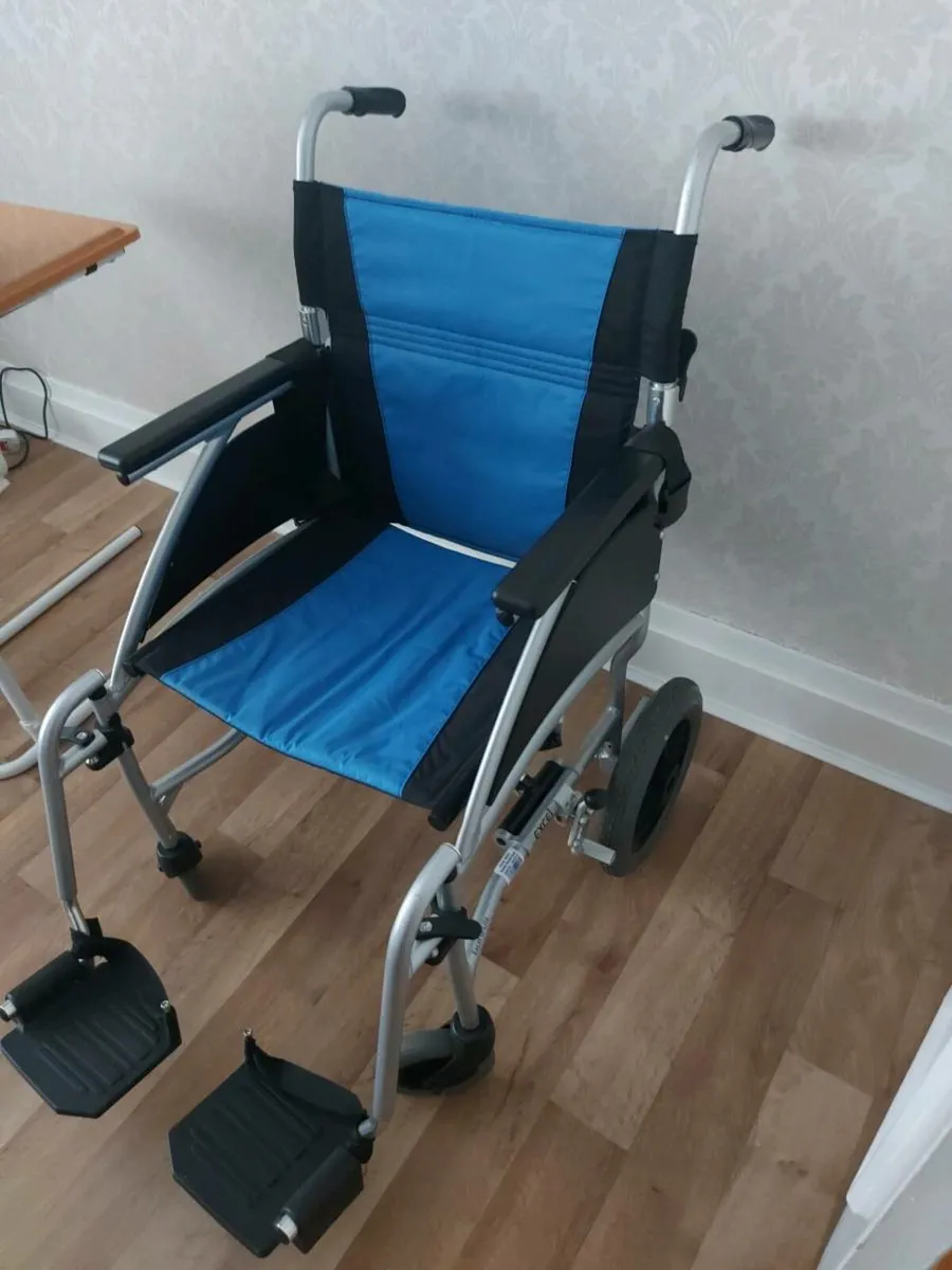 Wheelchair - Image 4