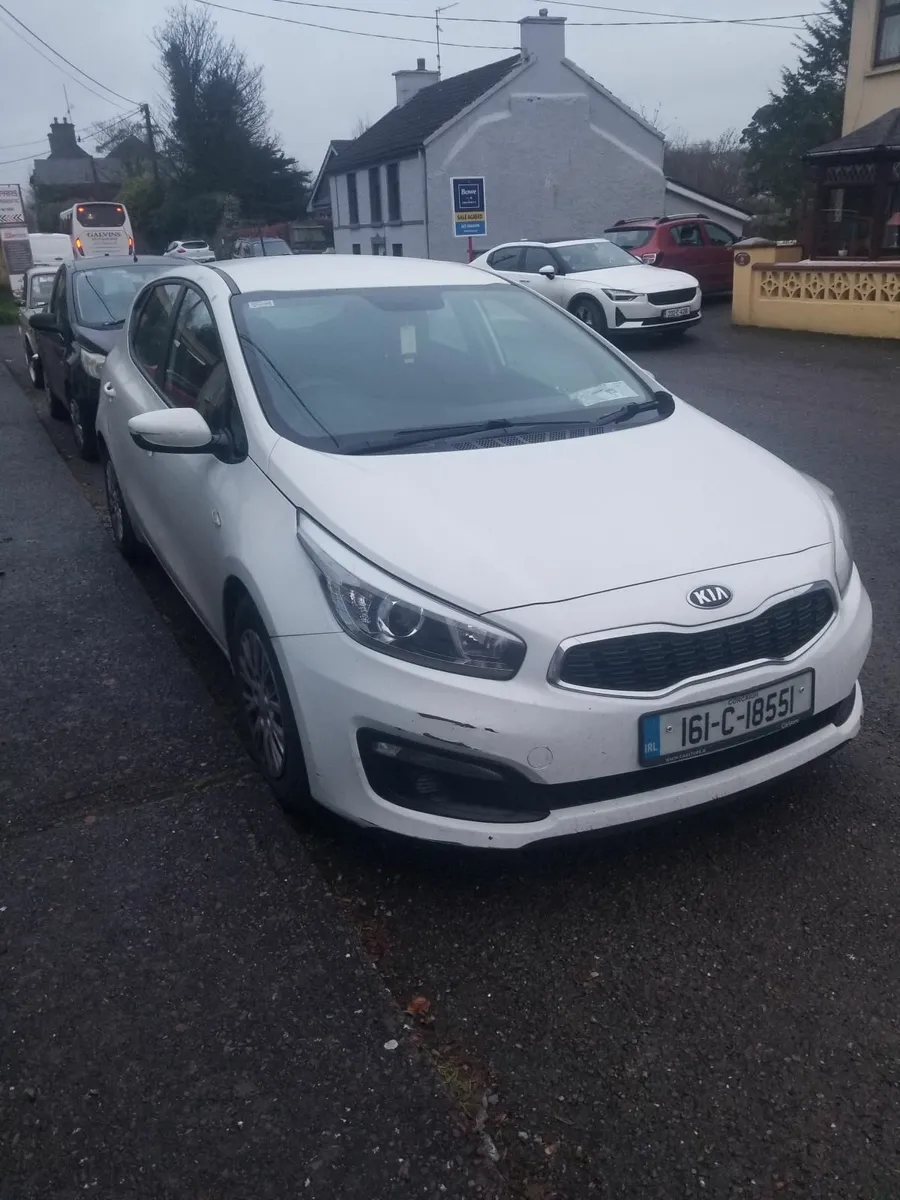 Kia Ceed 2016 - Image 2