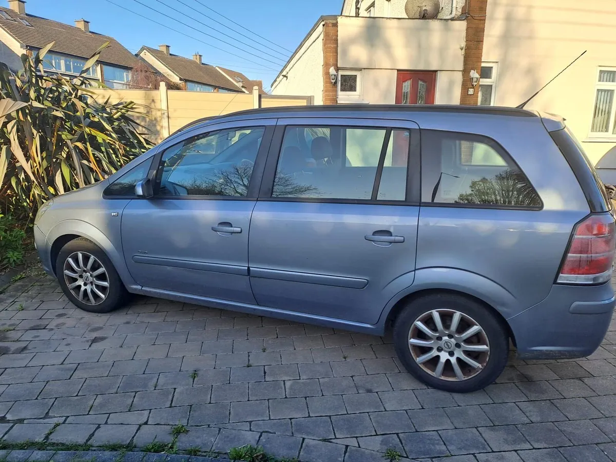 OPEL ZAFIR ONLY 123 KMS FROM NEW - Image 2