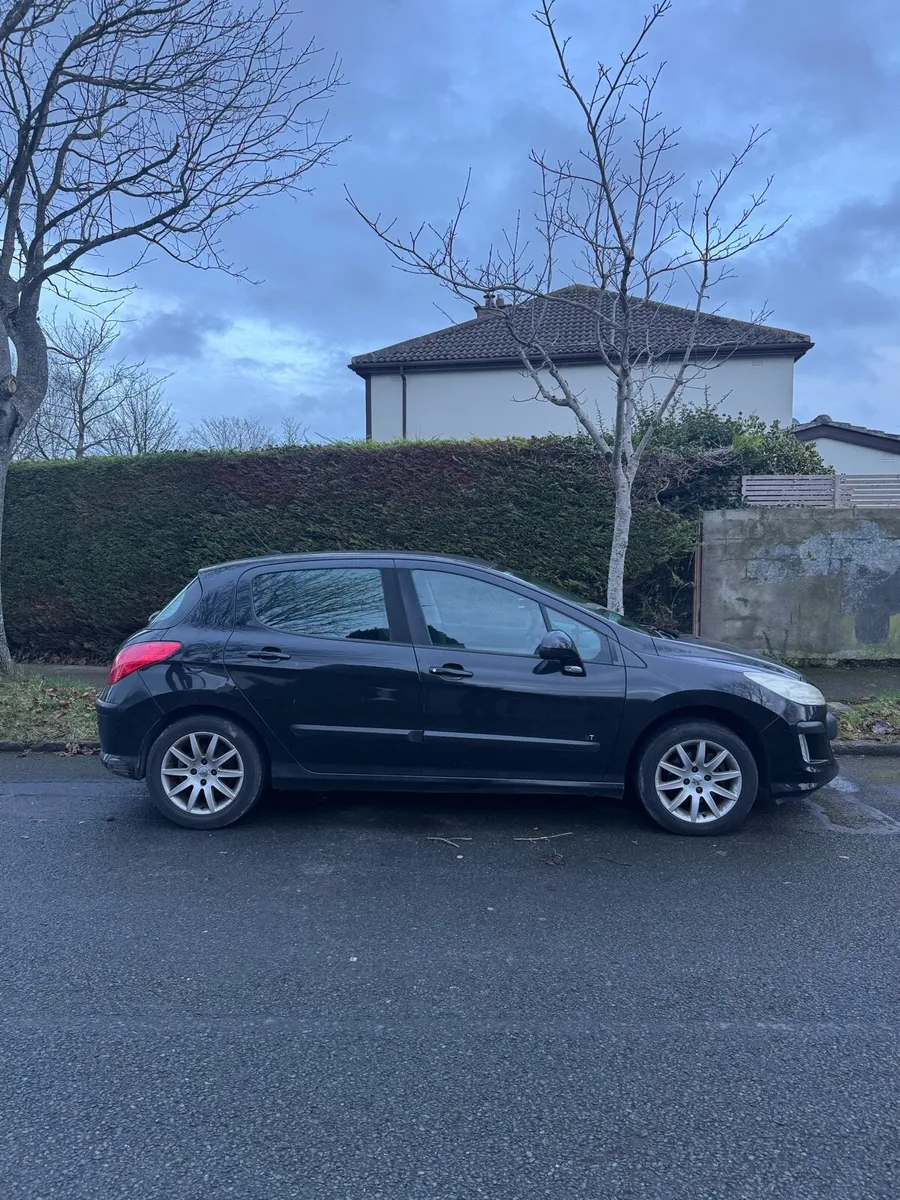 Peugeot 308 2009 1.4 Petrol CarPlay - Image 3