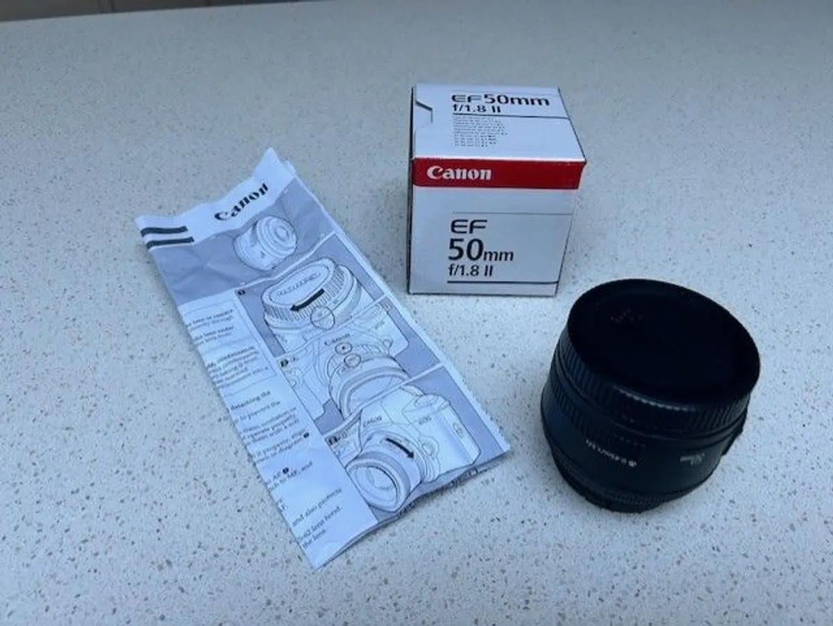 Canon EOS 60D Camera Bundle - Image 3