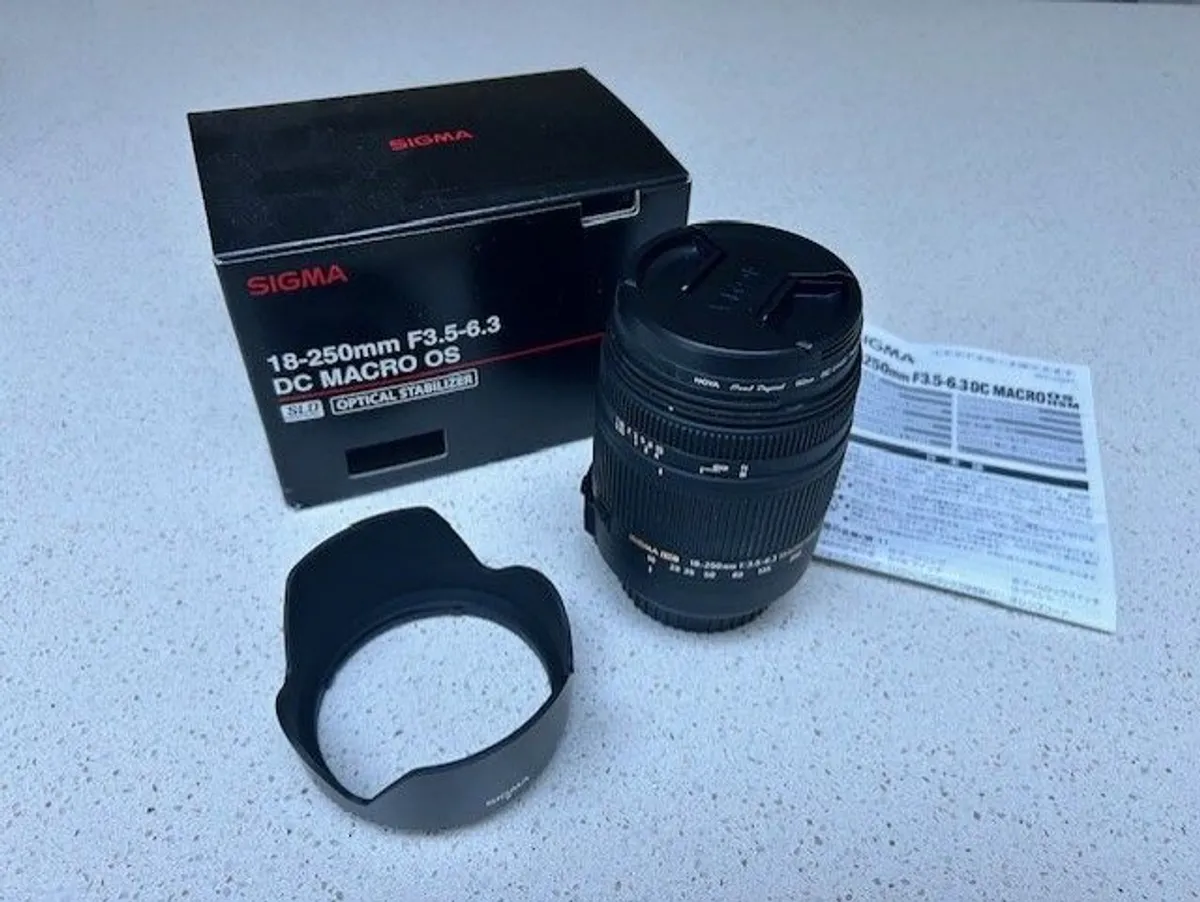 Canon EOS 60D Camera Bundle - Image 4