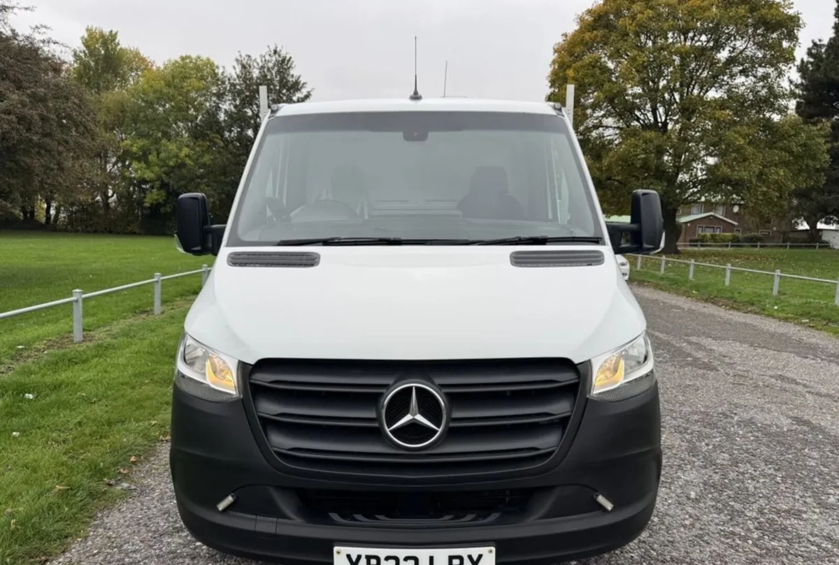 2022 MERCEDES-BENZ SPRINTER 3.5m  Dropside Body - Image 1
