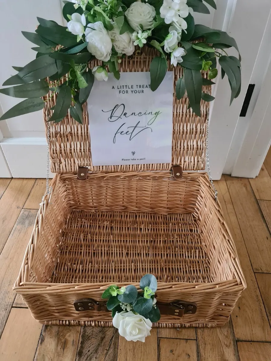 Wedding Flip Flop Basket for Rent
