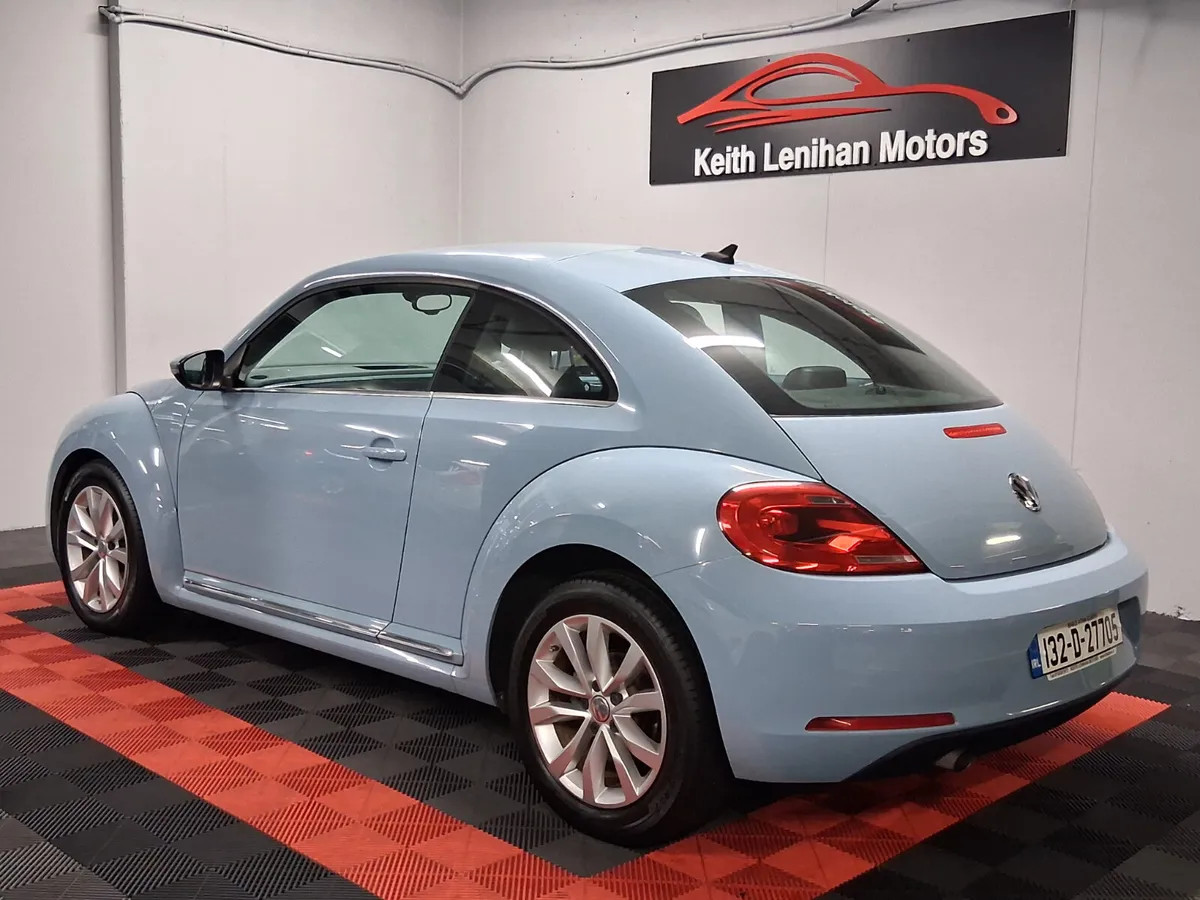 2013 Volkswagen Beetle **LEATHER INTERIOR** - Image 3