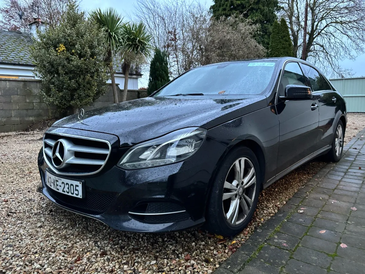 MERCEDES BENZ E SERIES 220 BLUETEC - Image 1