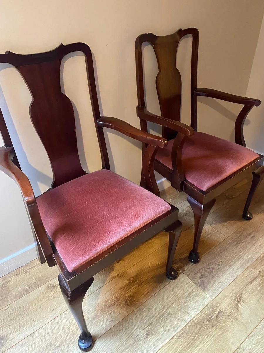 Dining room chairs x 6- Mahogany - Image 1