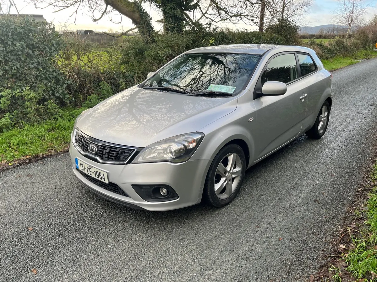 Kia Ceed 2013 - Image 1