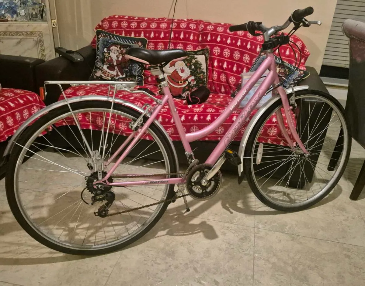 ADULTS LADIES BIKE 20"FRAME FANTASTIC CONDITION GE - Image 2