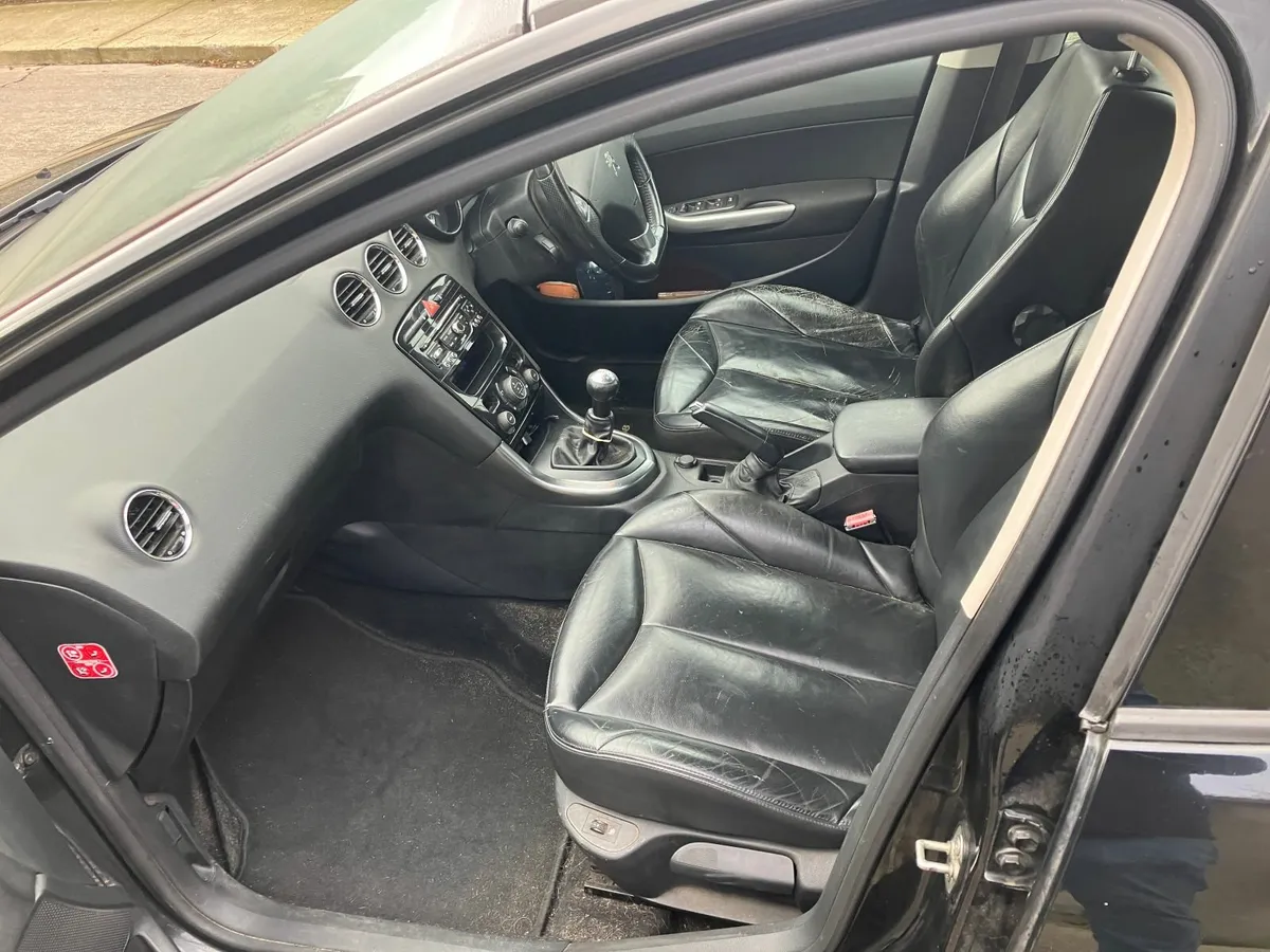 Peugeot 308 2013 - Image 4