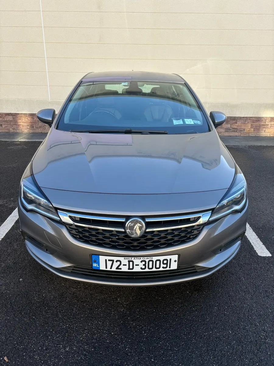 Astra 1.6 - Elite with Reverse Cam. NCT Feb 2028 - Image 3