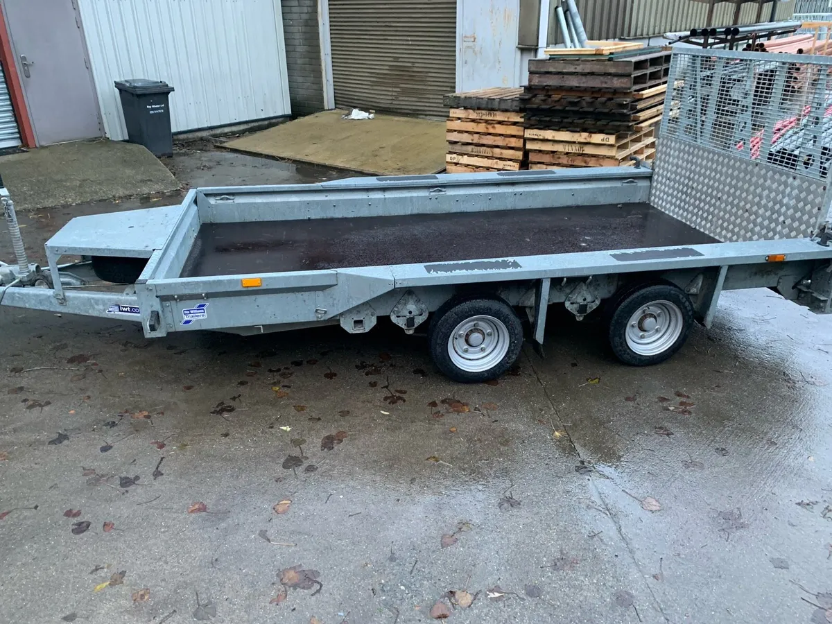 Plant trailer - Image 1