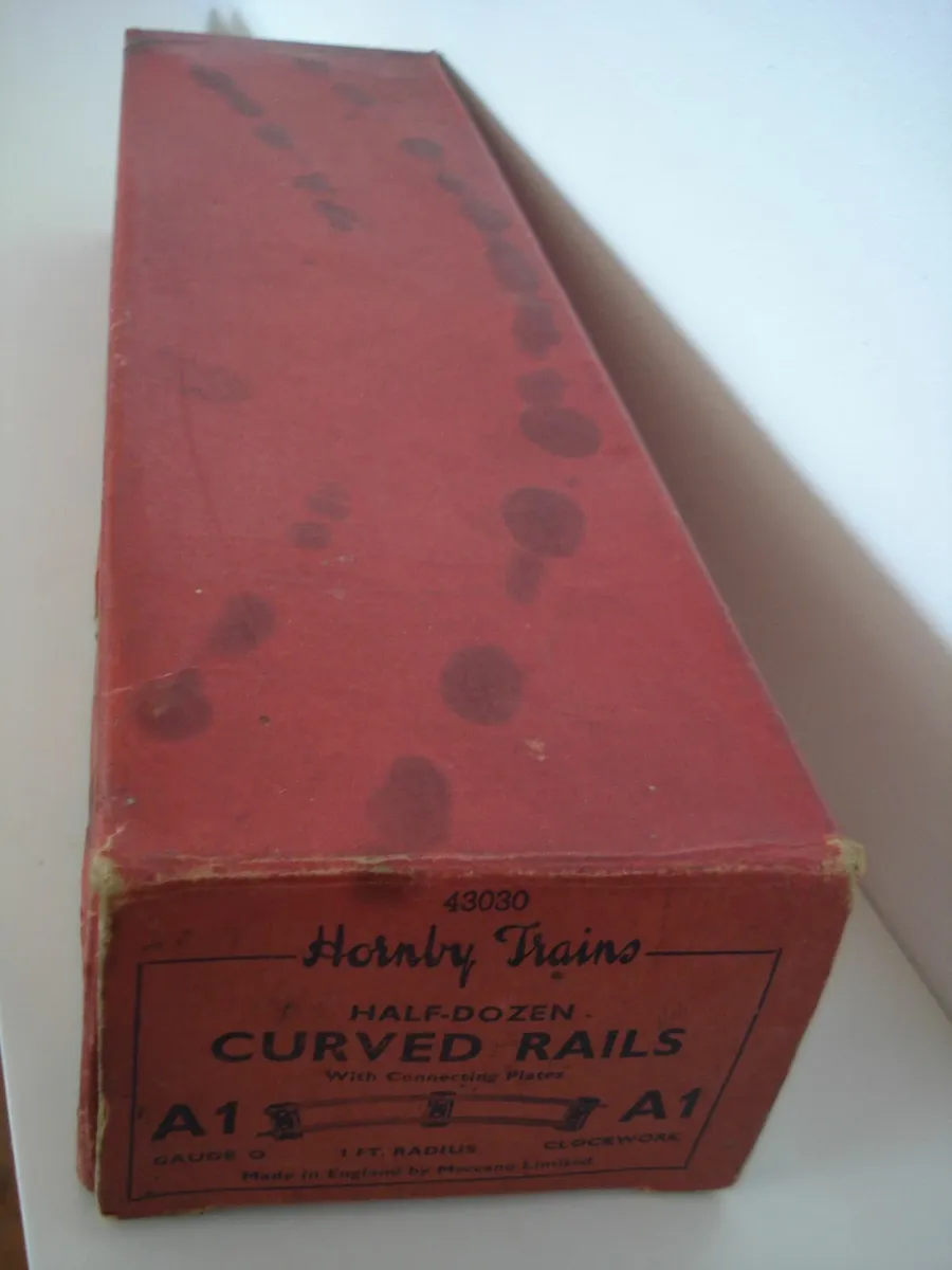 HORNBY O GAUGE TRAIN PARTS BY MECCANO. - Image 2