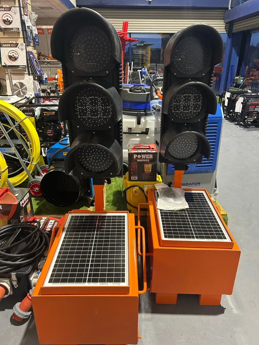 Solar Powered Diabolux Countdown Traffic lights