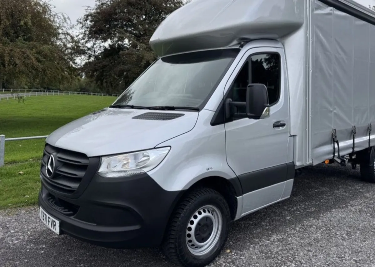 MERCEDES-BENZ SPRINTER Lwb 4.2m Curtainside - Image 1