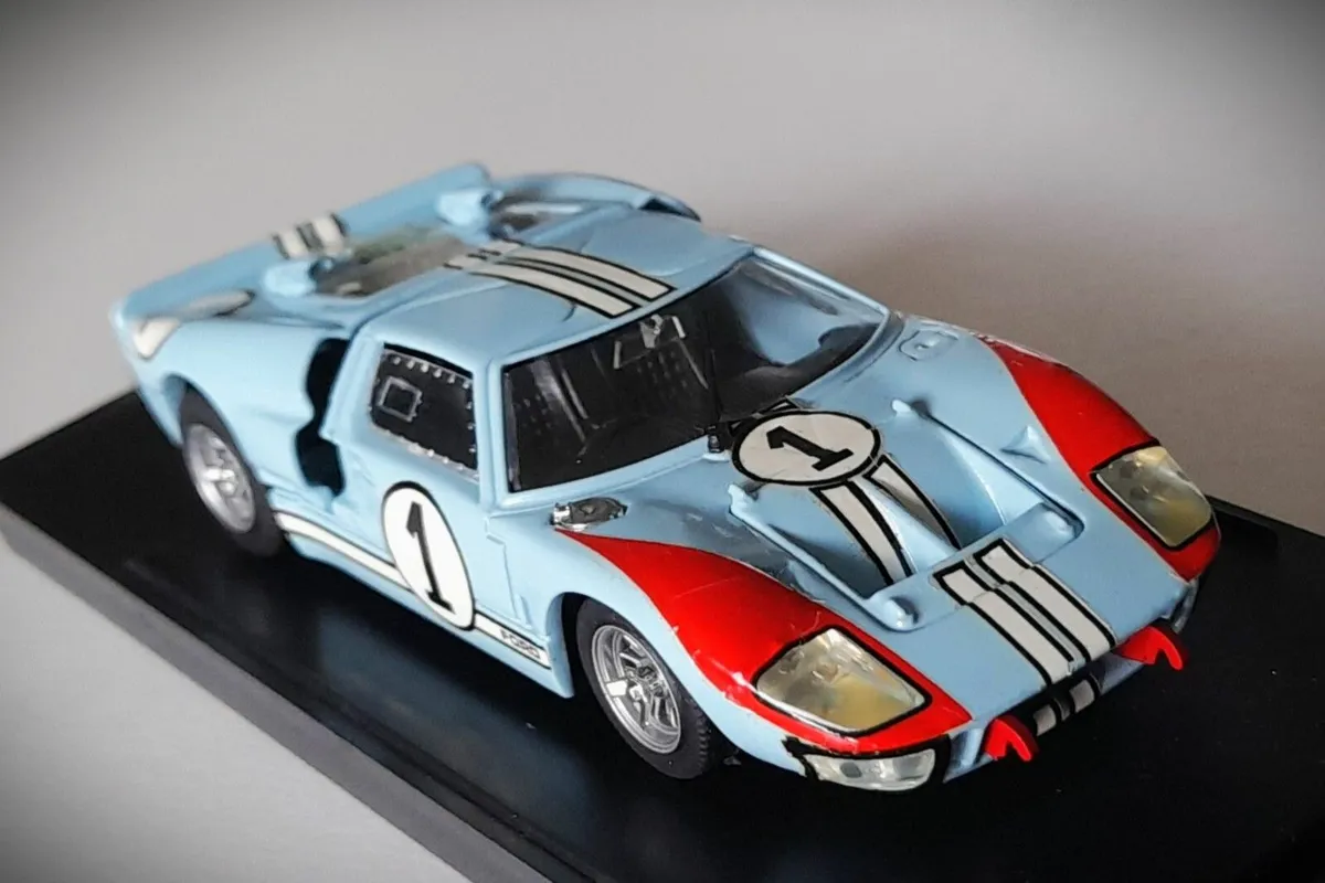 Collectable Bang Model 1:43–Ford GT40 Mk2 Le Mans - Image 3