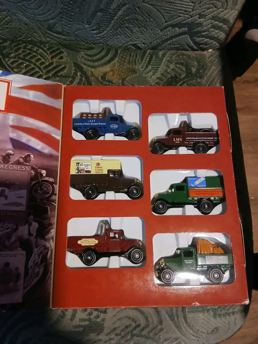 HERITAGE  CLASSICS - Image 1