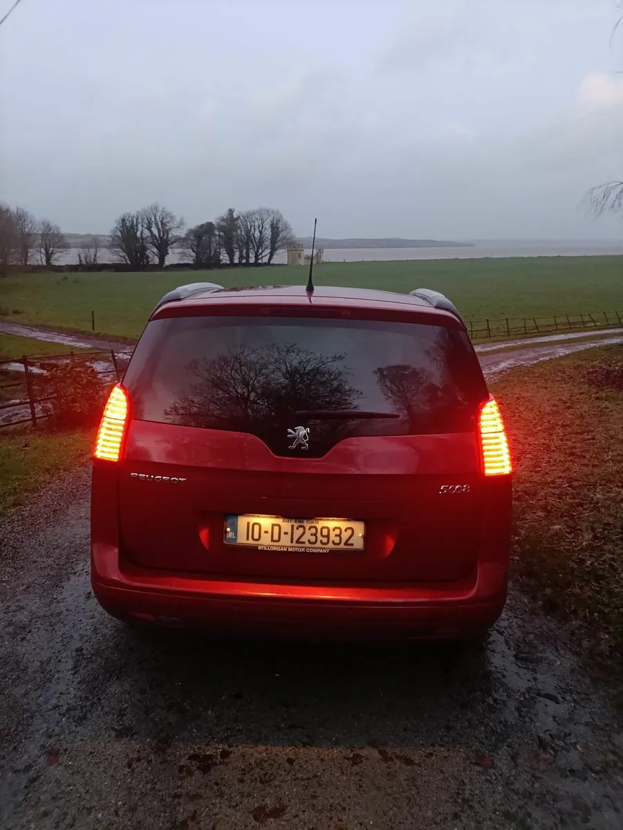 Peugeot 5008 2010 just 170K kms Tested and Taxed - Image 4