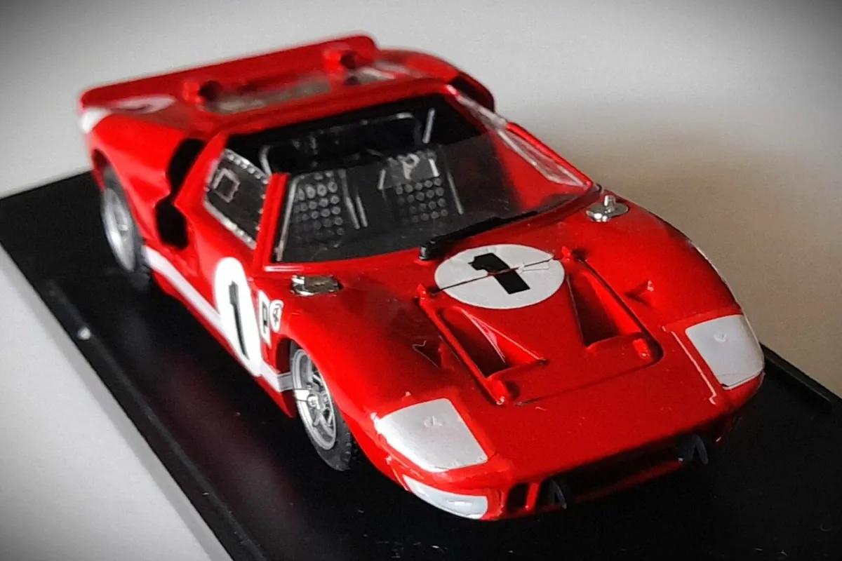 Collectable Bang Model 1:43–Ford GT40 Mk2 X1 Open - Image 4