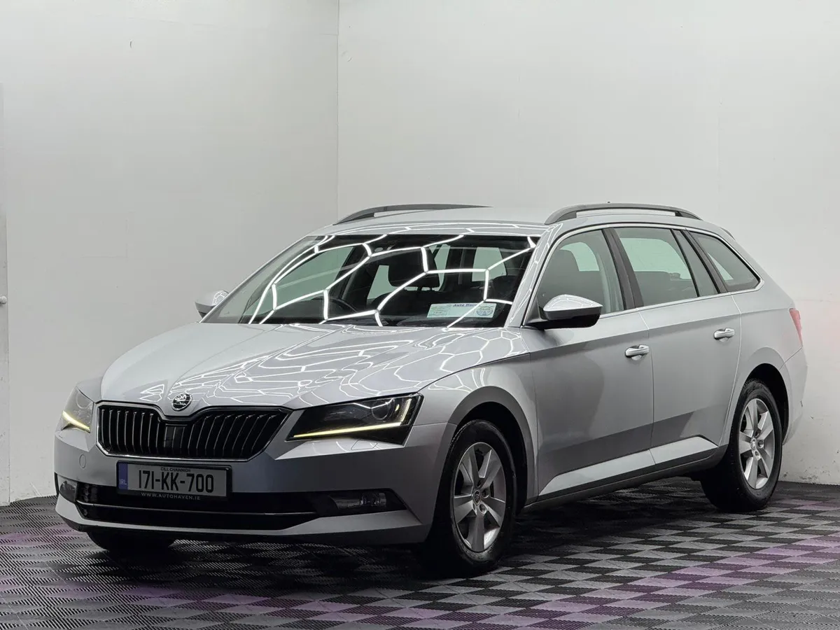 2017 Skoda Superb Estate Style 2.0TDI, - Image 3