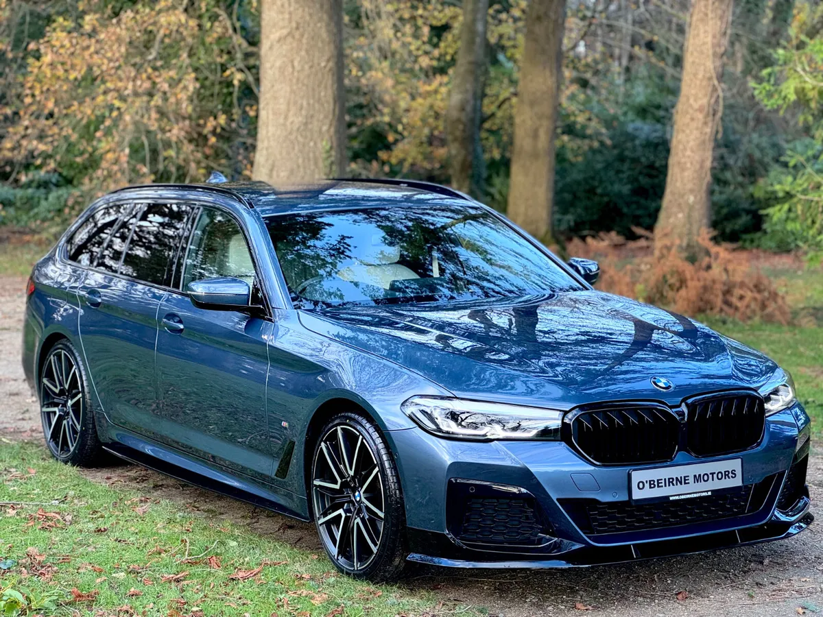 241 G31 MSPORT TOURING * ARCTIC RACE BLUE * - Image 3
