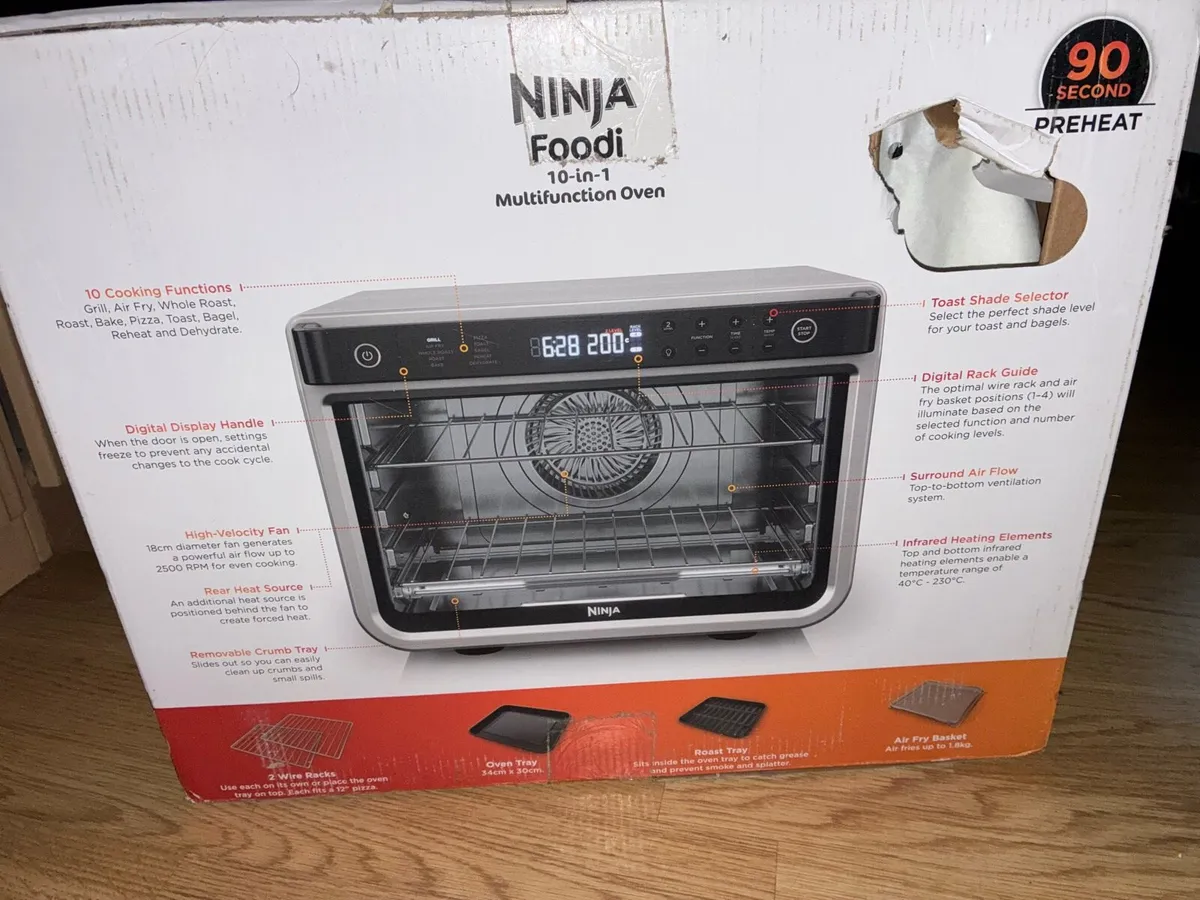 Ninja 10 in 1 air fryer/ oven - Image 4