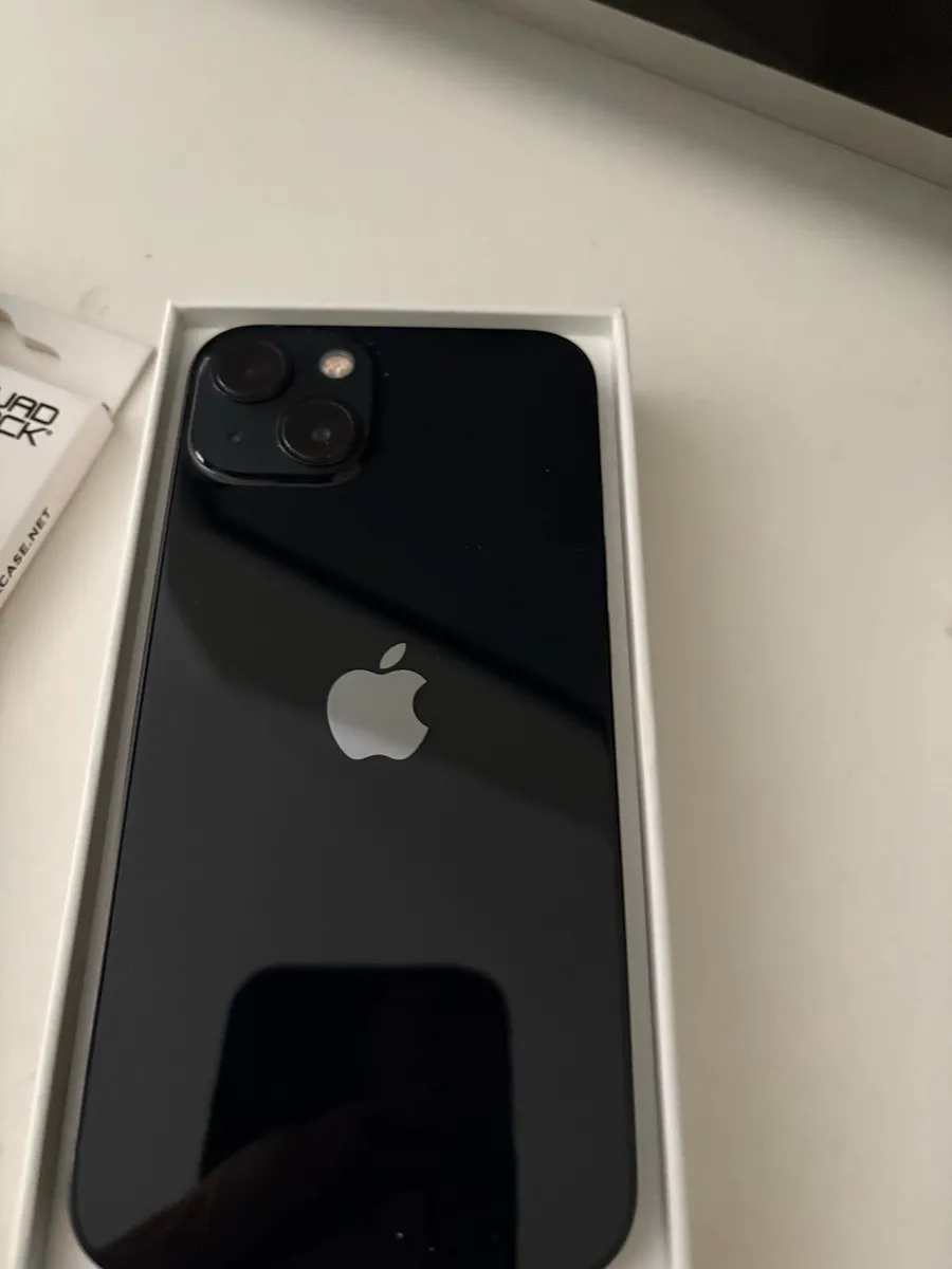 iPhone 13 - Image 1