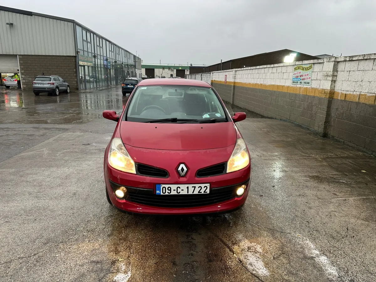 NCT&TAX 2009 Renault Clio 1.1 - Image 2