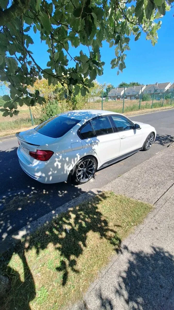 BMW 320d f30 ED sport m-performance leather - Image 2