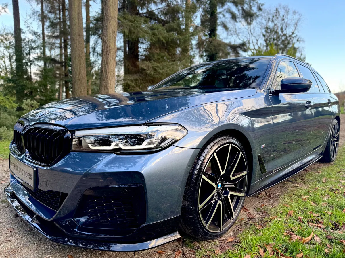 241 G31 MSPORT TOURING * ARCTIC RACE BLUE * - Image 1