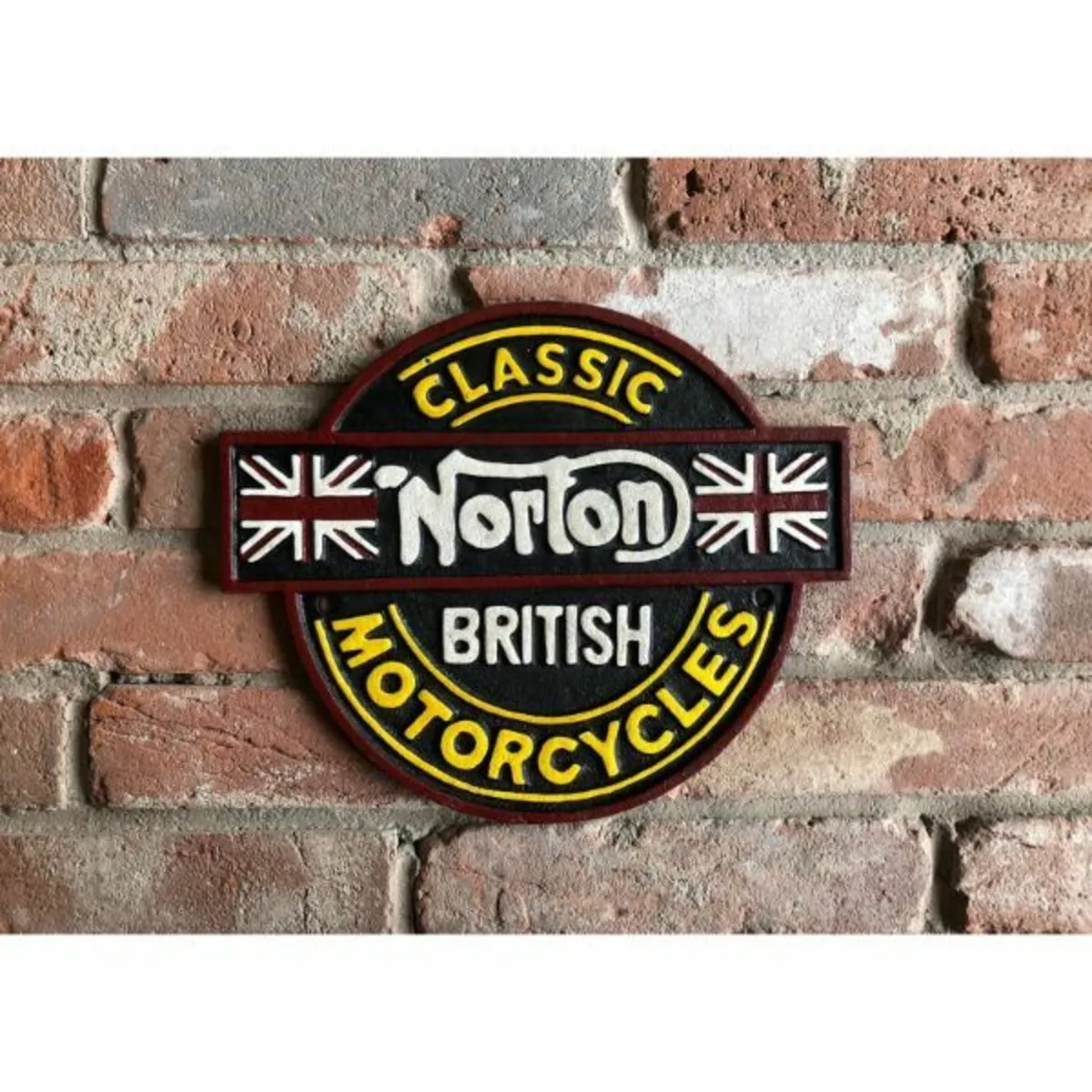 Norton British Motorcycle – Cast Iron – HS265