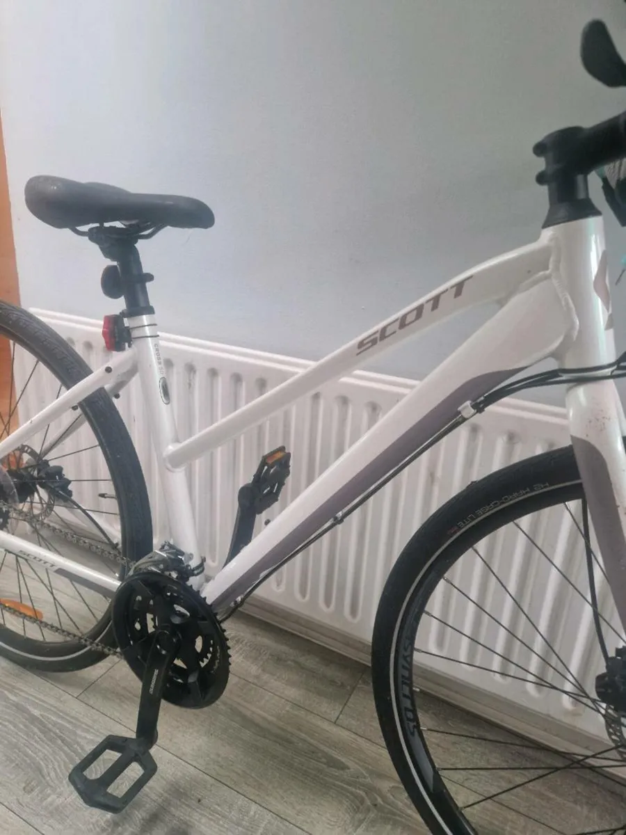 Ladies Bicycle €700new plus accessories worth €500 - Image 2