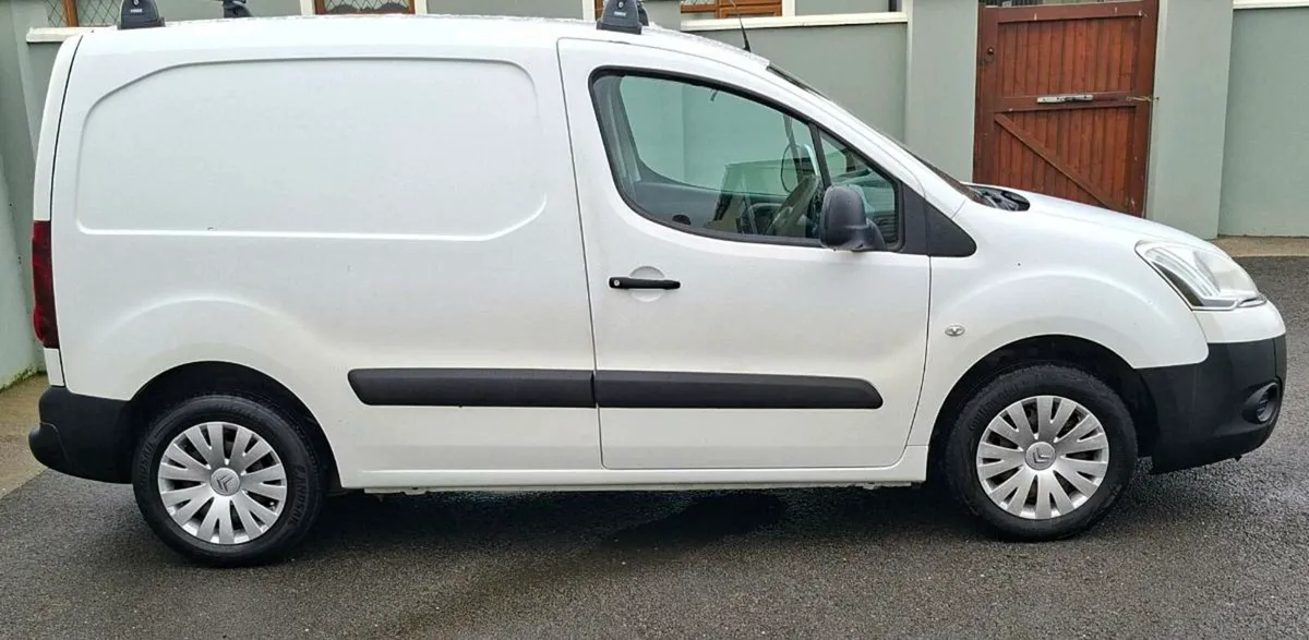 2014 Citroen Berlingo Van 3 Seater - Image 2