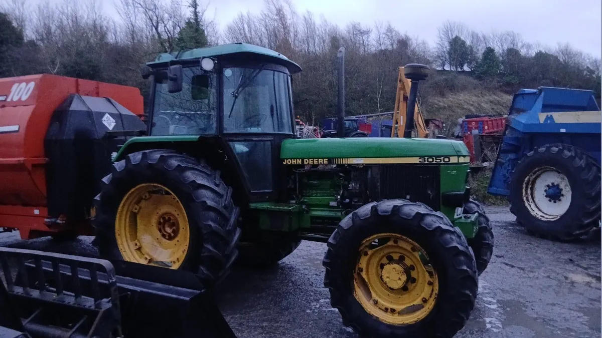 John Deere 3050 - Image 2