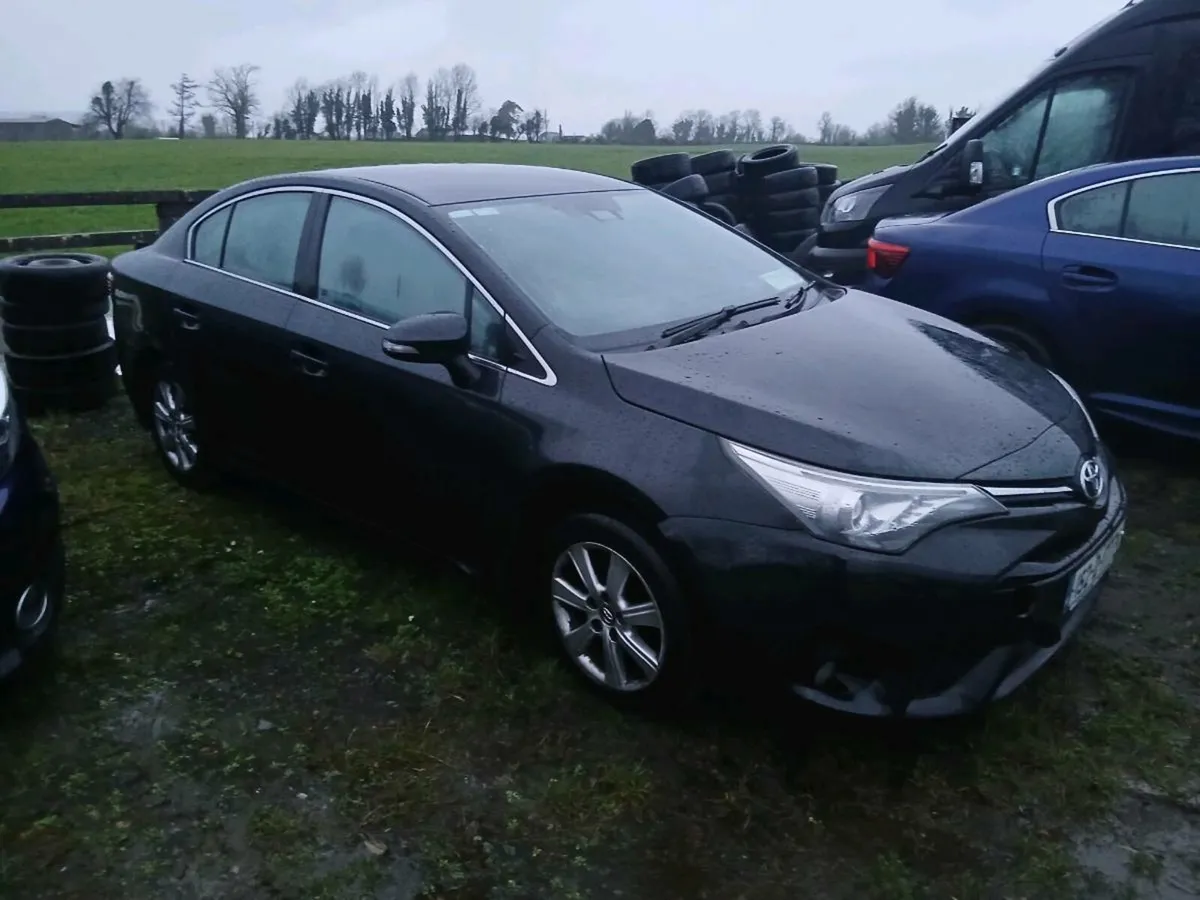 Toyota Avensis spares or repairs - Image 2
