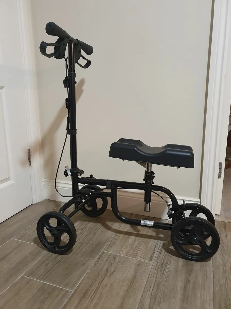 Knee Scooter