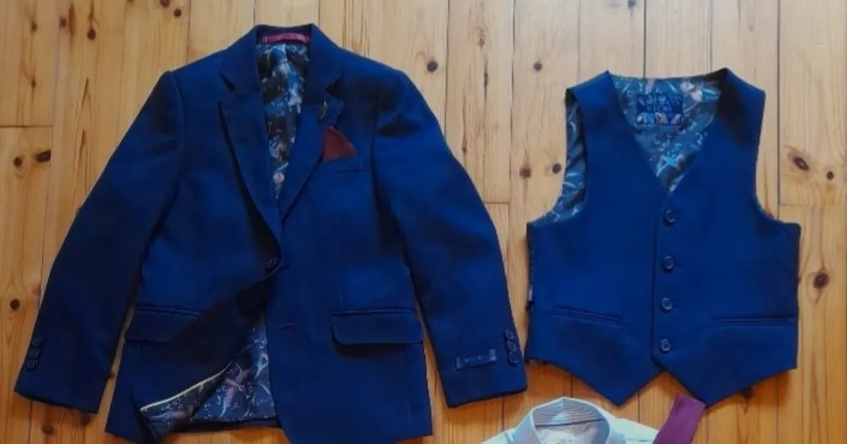 Boys Communion Suit - Image 4