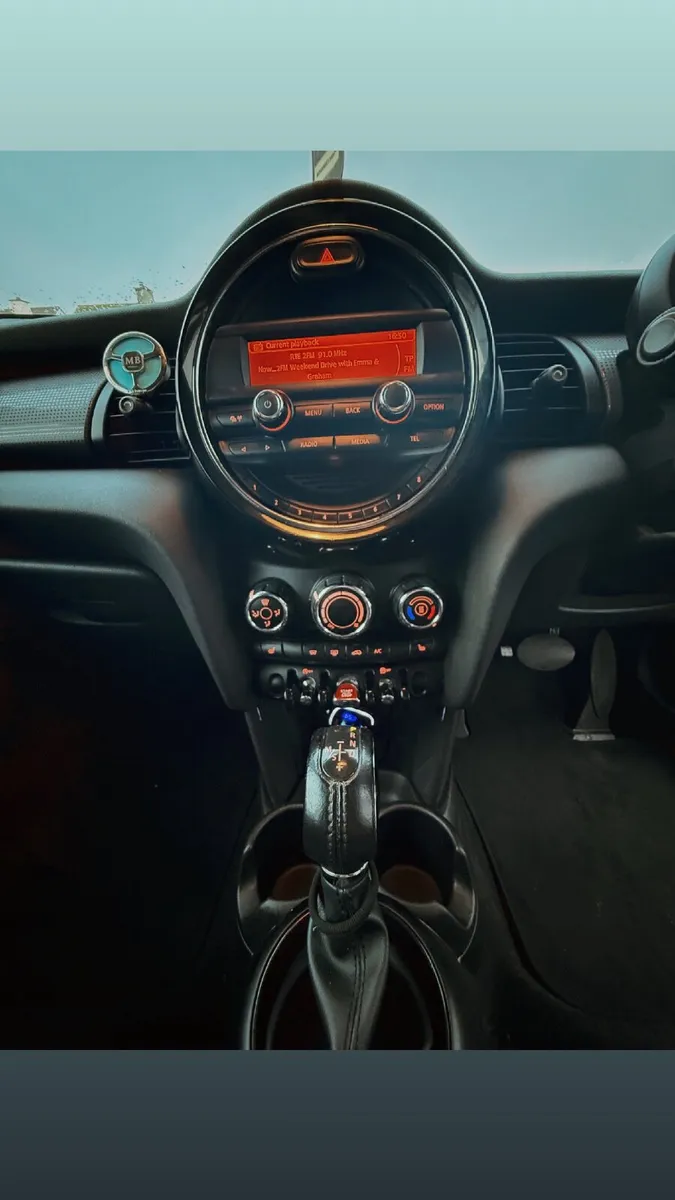Mini Cooper 2017 - Image 4