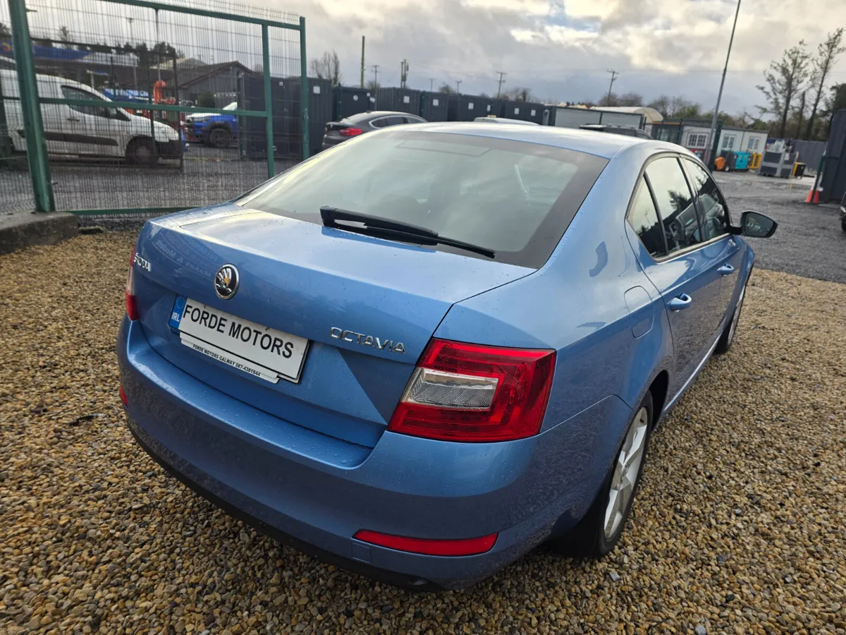 Skoda Octavia 2014 - Image 4