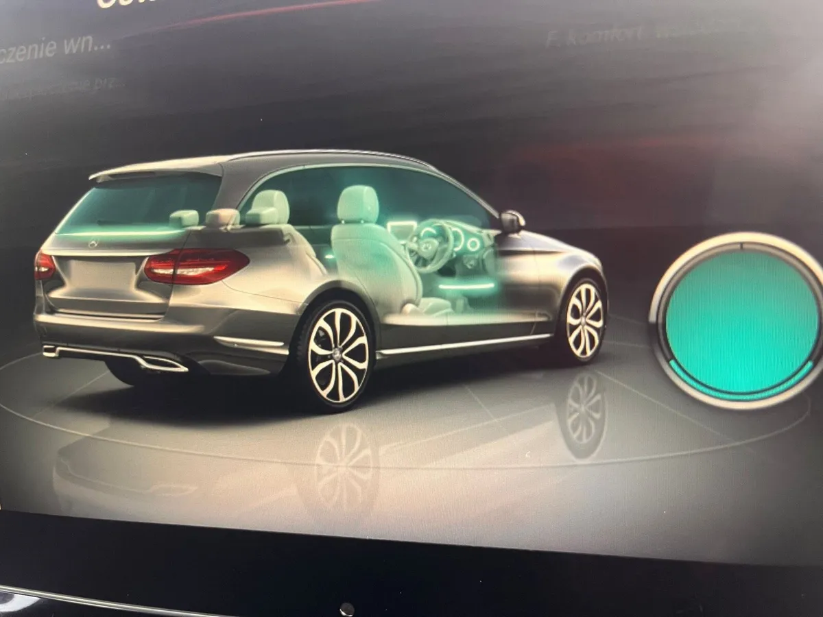 Mercedes C350e Sport Premium Plus - Image 4